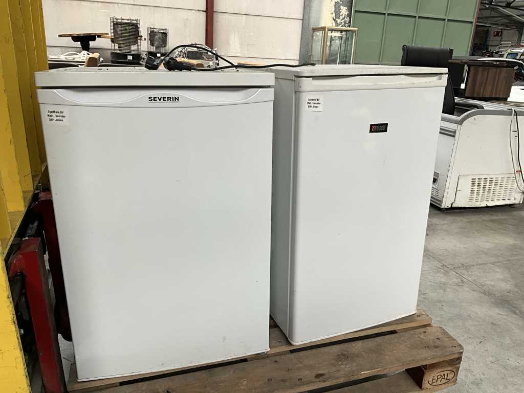 2 réfrigérateurs différents avec SEVERIN et ZANUSSI