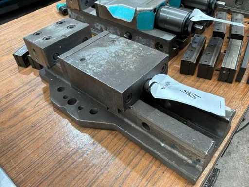 Pinza a macchina