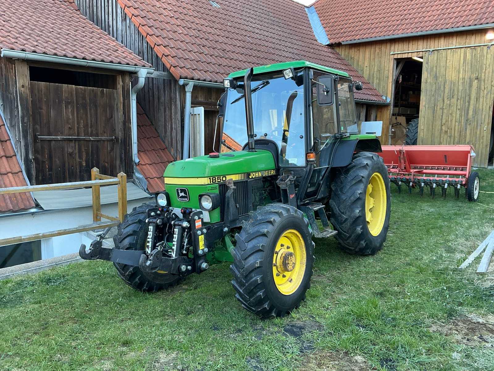 1989 John Deere 1850A Tractor