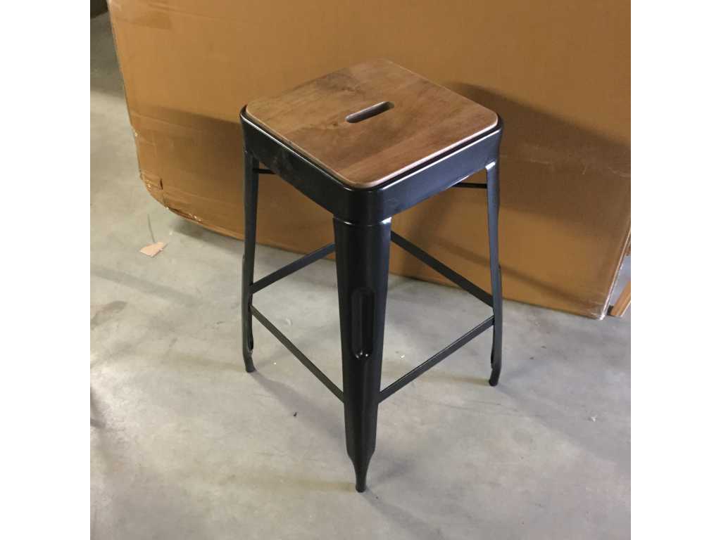 2 x metal stool 60 cm