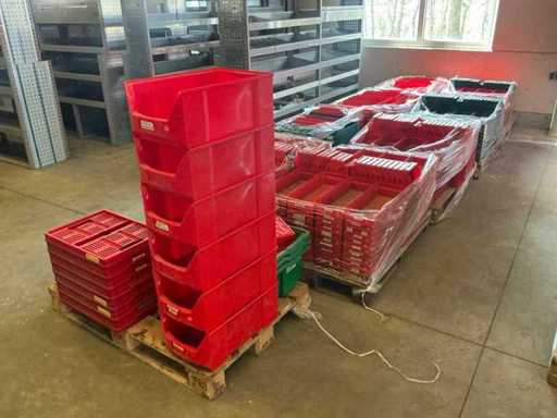 Batch of storage bins