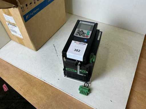 Fuji Electric FRN0019LM2A-4E Frequency Converter