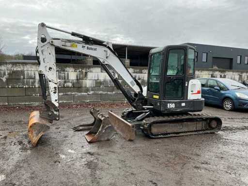 Excavator Midi Bobcat E50 2014
