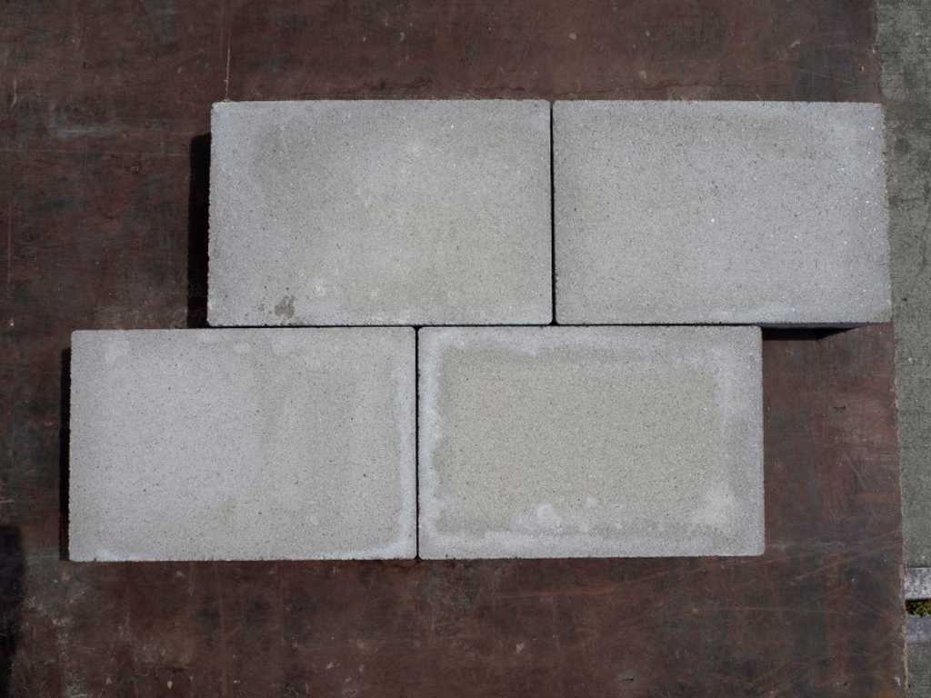 Concrete tiles 10,8m²