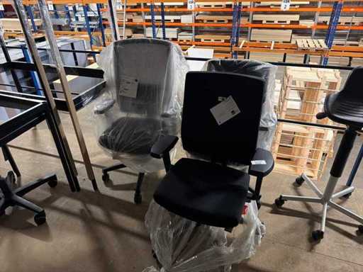 Office chair (new) (3x)