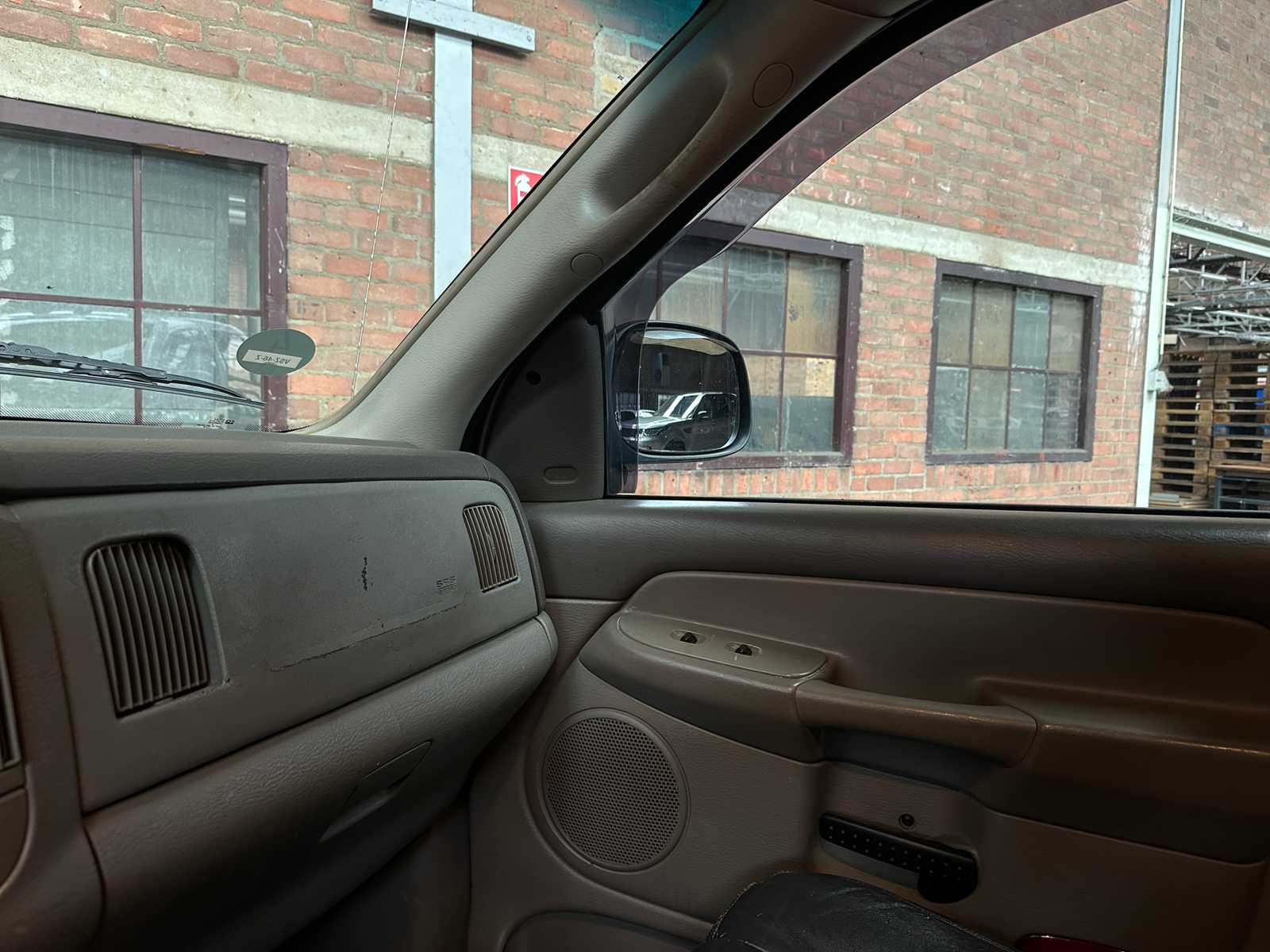 Dodge Ram 1500 4.7l V8 magnum 243pk 2002, VSZ-46-Z