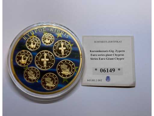 Reusachtige perspretensie van 200 euro bankbiljet