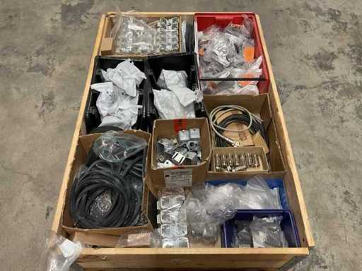 Charge von Installationsmaterialien