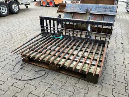 Tile fork for shovel