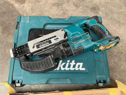 Śrubokręt taśmowy Makita DFR559