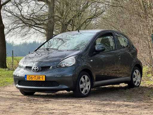 Toyota - 2006 - Aygo - 1.0-12V - 06-TJR-1