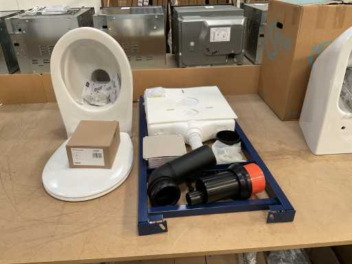 Grohe Toilette a parete con serbatoio integrato