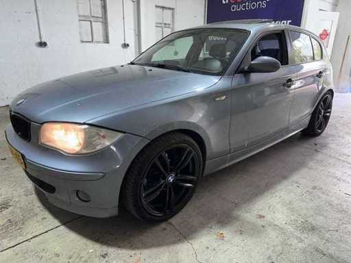 BMW - 1-Series - 120i Executive - 3-XDZ-45- 2004