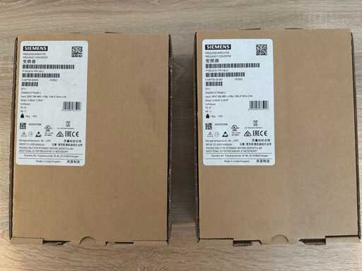 2 x stukken!! Siemens - 1P 6SL3210-1PE11-8UL1 0 - Variabele frequentieaandrijving (NIEUW)