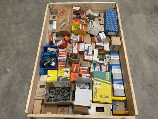 Partij bouw- en bevestigingsmateriaal