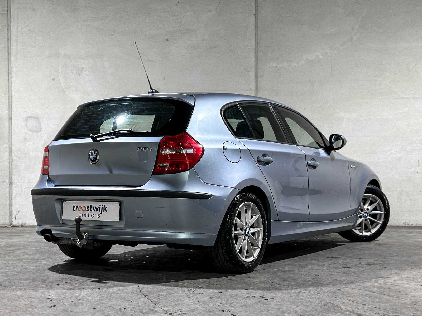 BMW 116i Corporate Business Line 1-serie 121pk 2010, 65-LFP-5