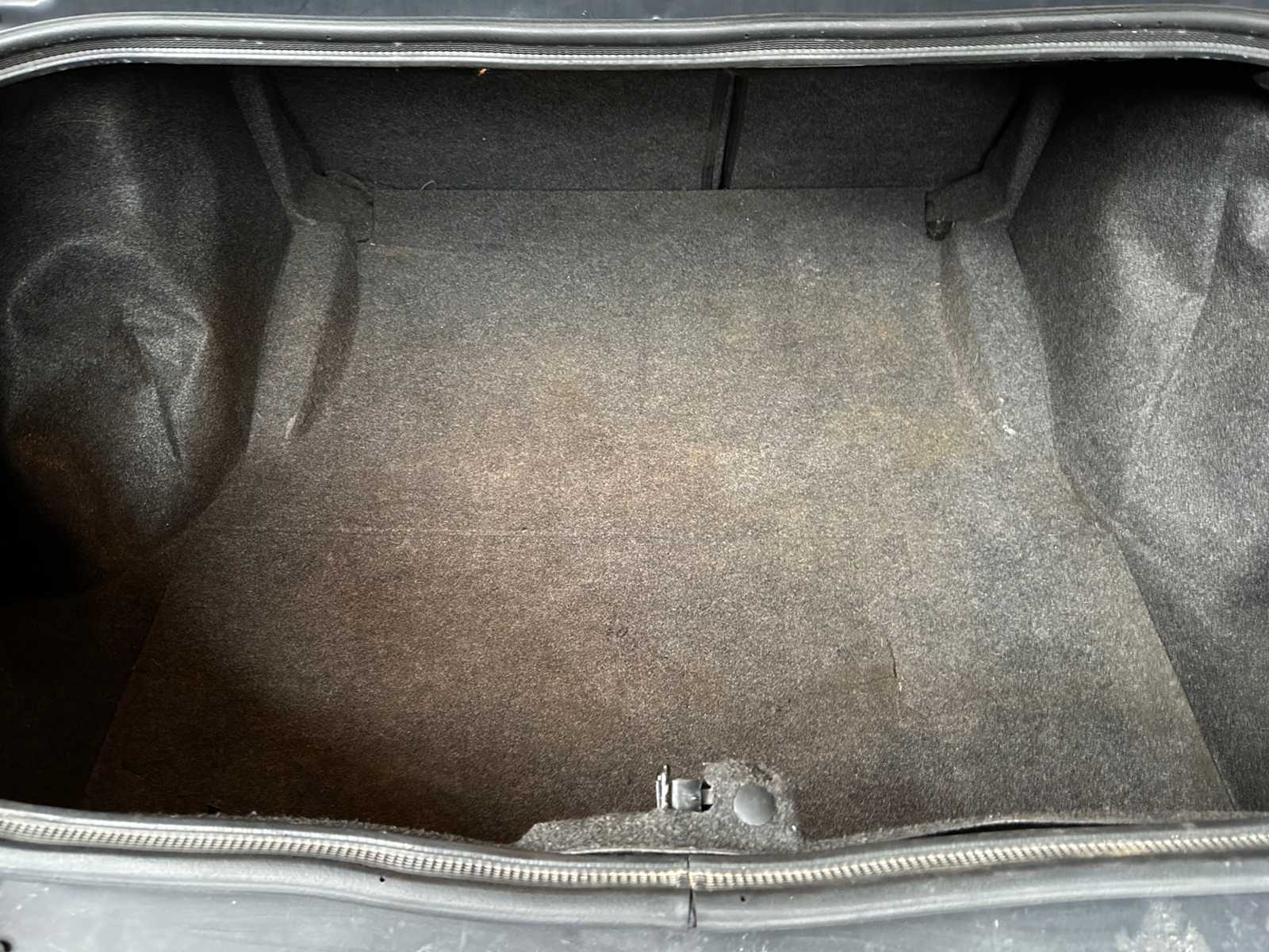 Dodge Challenger SXT PLUS 3.6 V6 305pk 2015