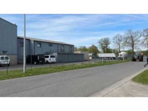 4a47c1f9-bafa-4ba4-817b-2618feff5db9.mp4