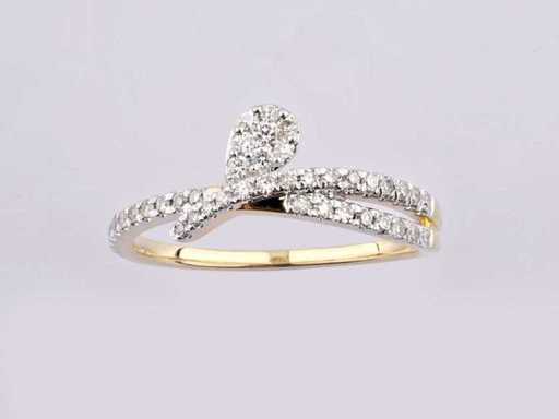 14 KT Gelbgoldring mit Naturdiamant