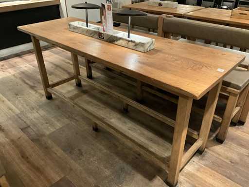 Capanne - Tavolo bar con sovrastruttura in marmo e illuminazione