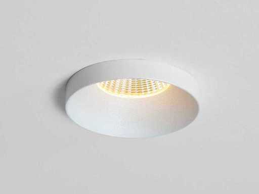 32 x Lotus design recessed spotlights white