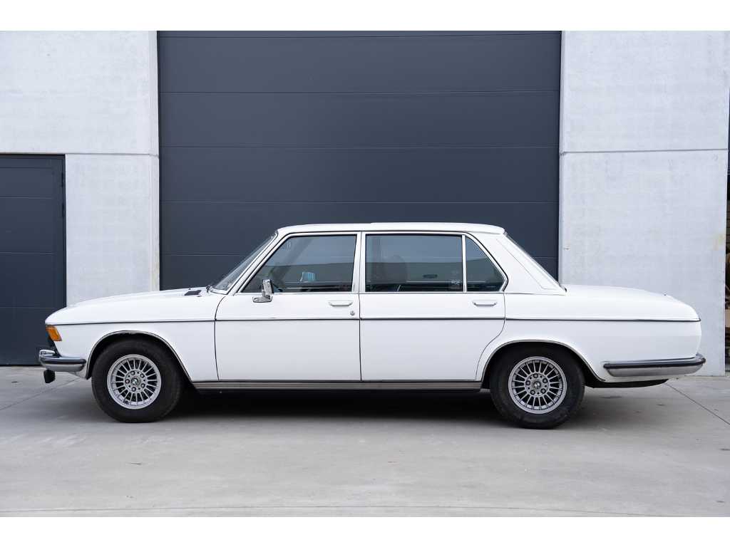 BMW E3 3.3L , 1975