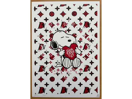 DEATH NYC: Snoopy Love Heart 54/100