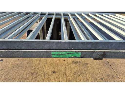 Diverse recenzii (de două ori)