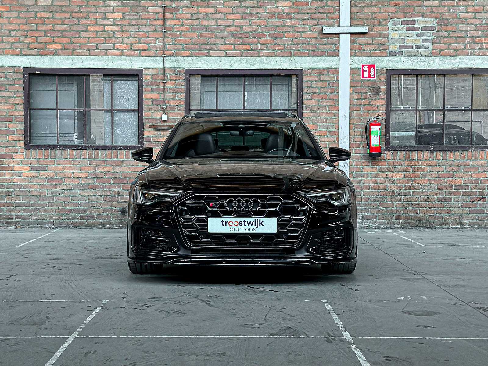 Audi A6 Avant 55 TFSI e Quattro Pro Line S Competition 367pk 2023 (Plug-In Hybrid), HLJ-85-T