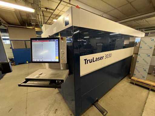 Machine de découpe laser à fibre TRUMPF TruLaser 3030 avec LiftMaster (2016)