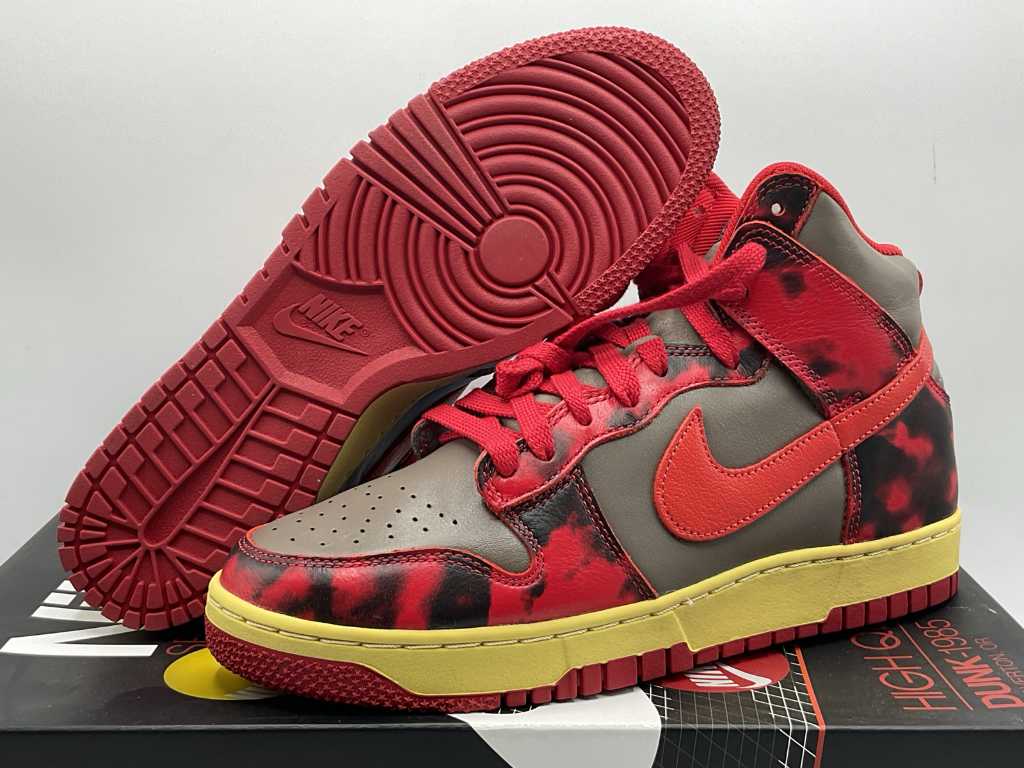 Nike Dunk High 1985 Red Acid Wash Sneakers 42