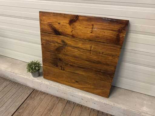 Piano del tavolo in rovere epossidico