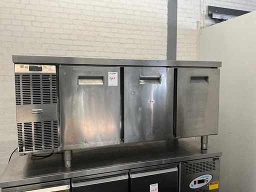 Bancă de lucru refrigerată