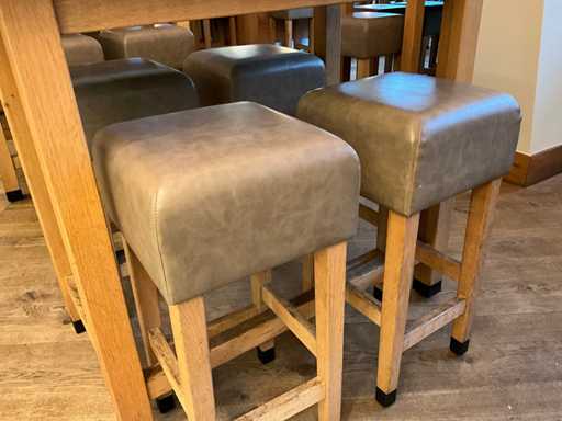 Hutten - Barkruk met lederen zitting (4x)