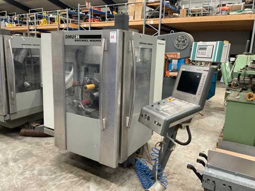 2005 Deckel Maho 35M Vertical CNC Machining Center