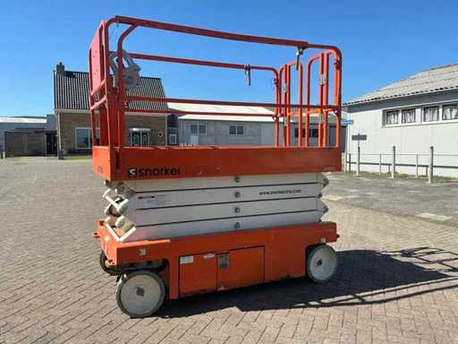 2017 Snorkel S4726E Luftarbeitsplattform