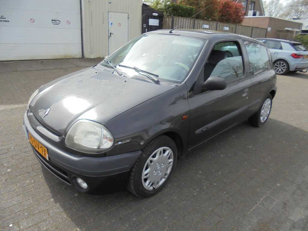 Renault - Clio - 1.4 RT - 70-DV-TX - 2000
