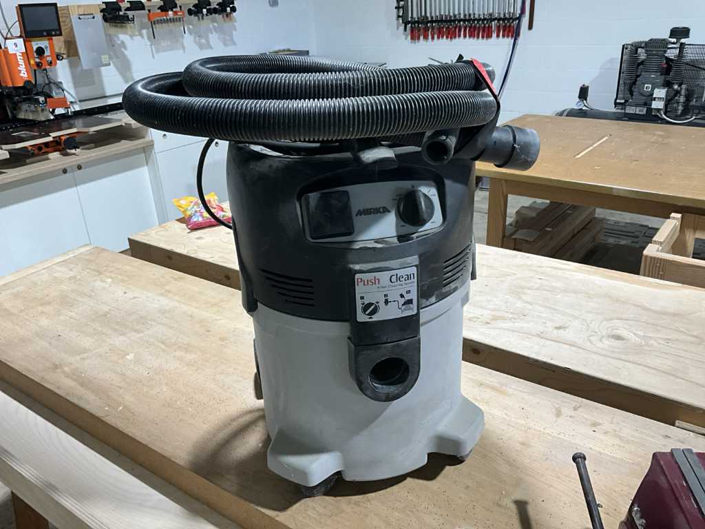 Vacuum cleaner MIRKA 915
