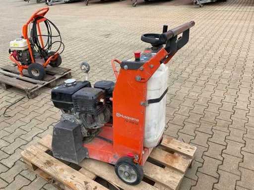 Machine à scier en asphalte Husqvarna FS400LV 2017 / Machine à découper le béton