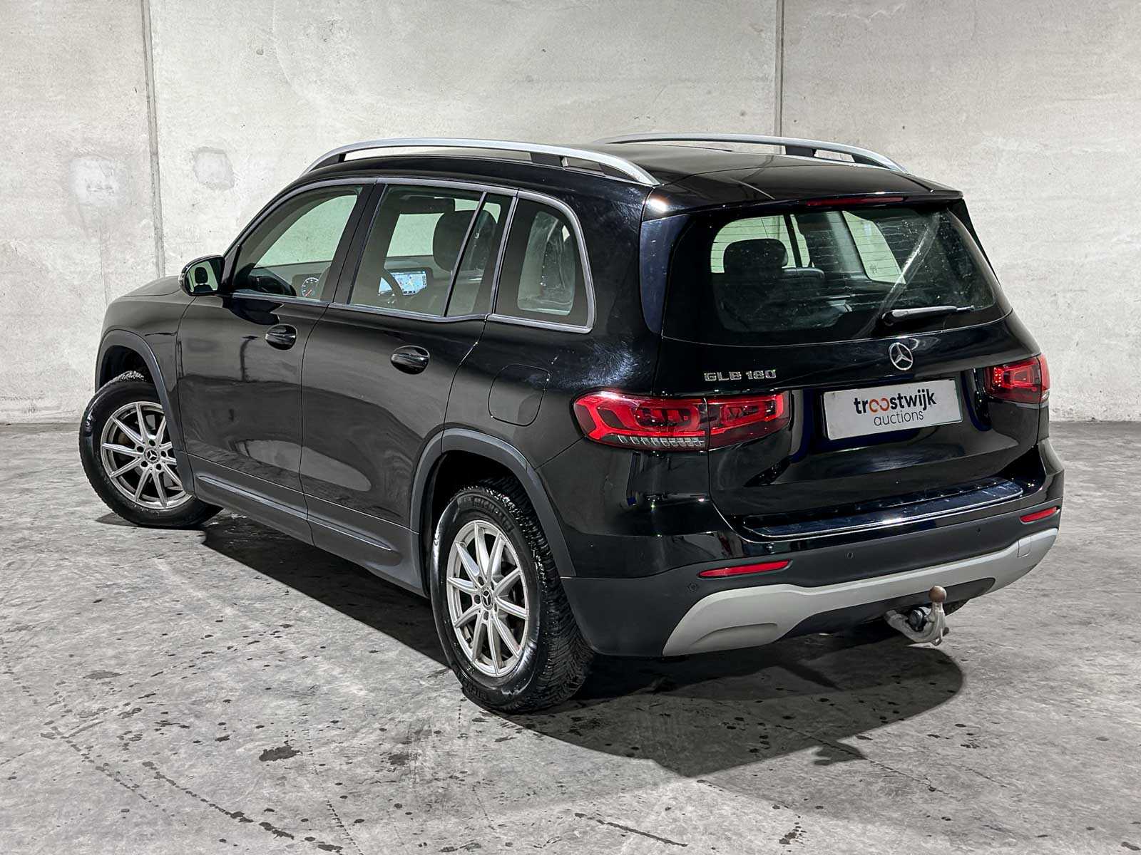 Mercedes-Benz GLB180 Business Solution 136pk 2021 (Origineel-NL + 1e Eigenaar) GLB-Klasse, L-079-FR
