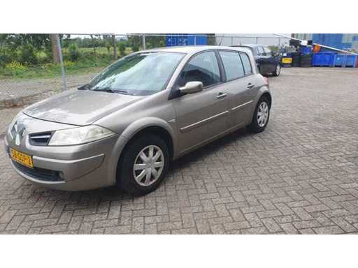 Renault Mégane 1.6 16V Business Line, 58-GSP-2