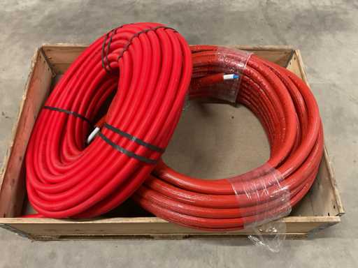 Roll of multilayer pipe with (insulation) jacket (2x)