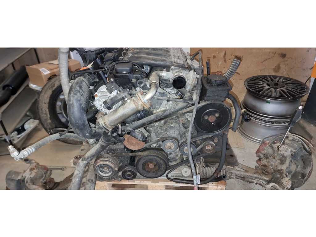 BMW - E46 320D - Car Engine