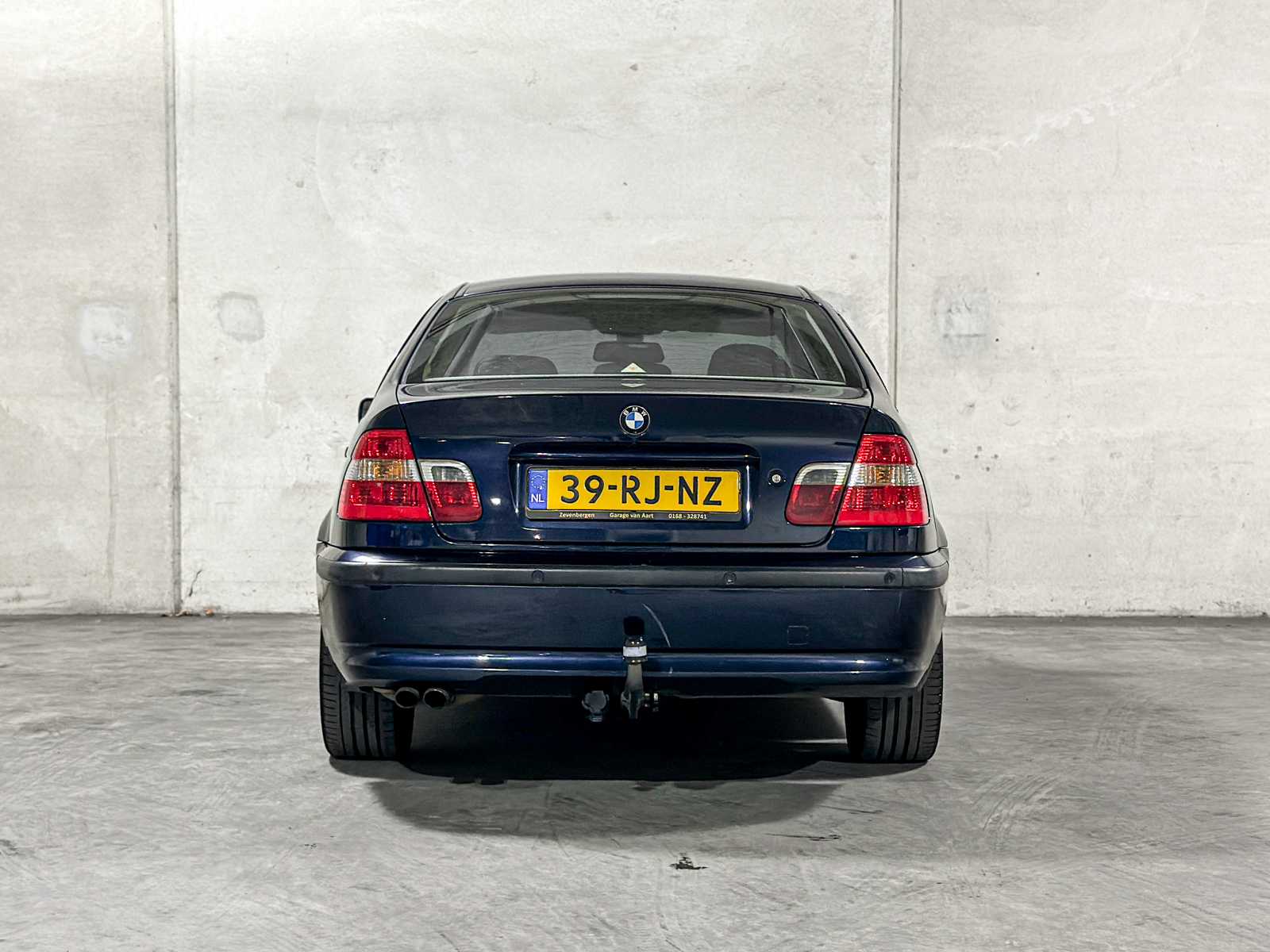 BMW 320i Executive 3-serie 170PK 2005 (Origineel-NL), 39-RJ-NZ 