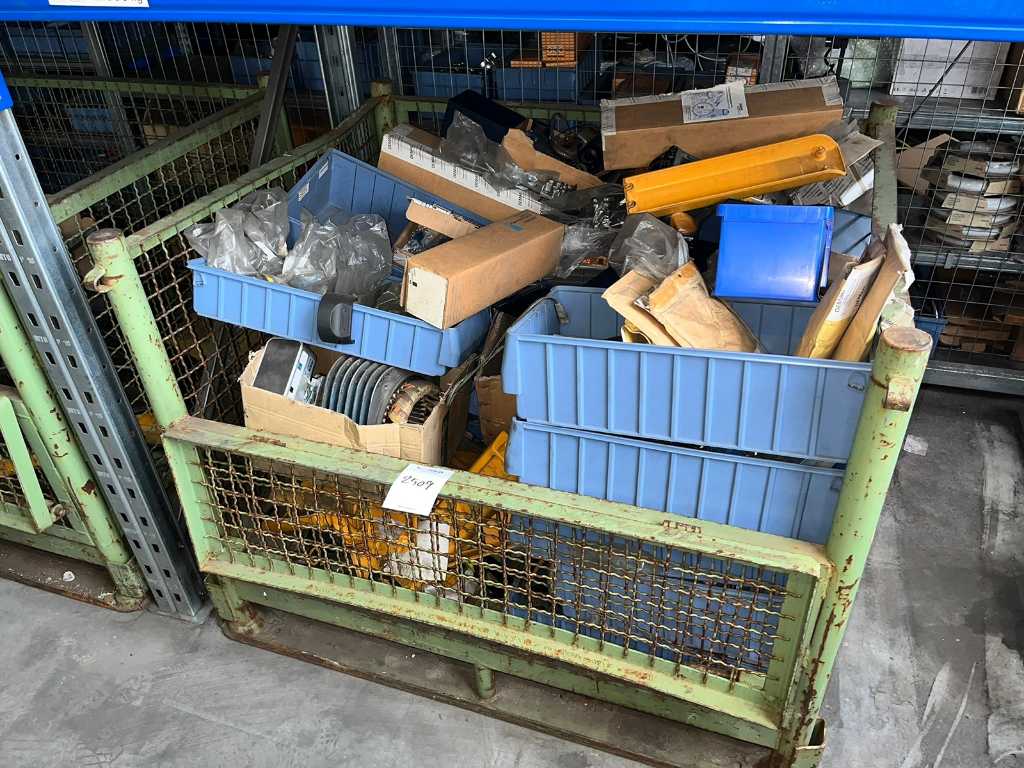 Mesh container with DEMAG spare parts