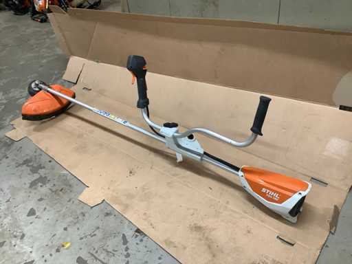 2021 Stihl fsa 130 Brush cutter