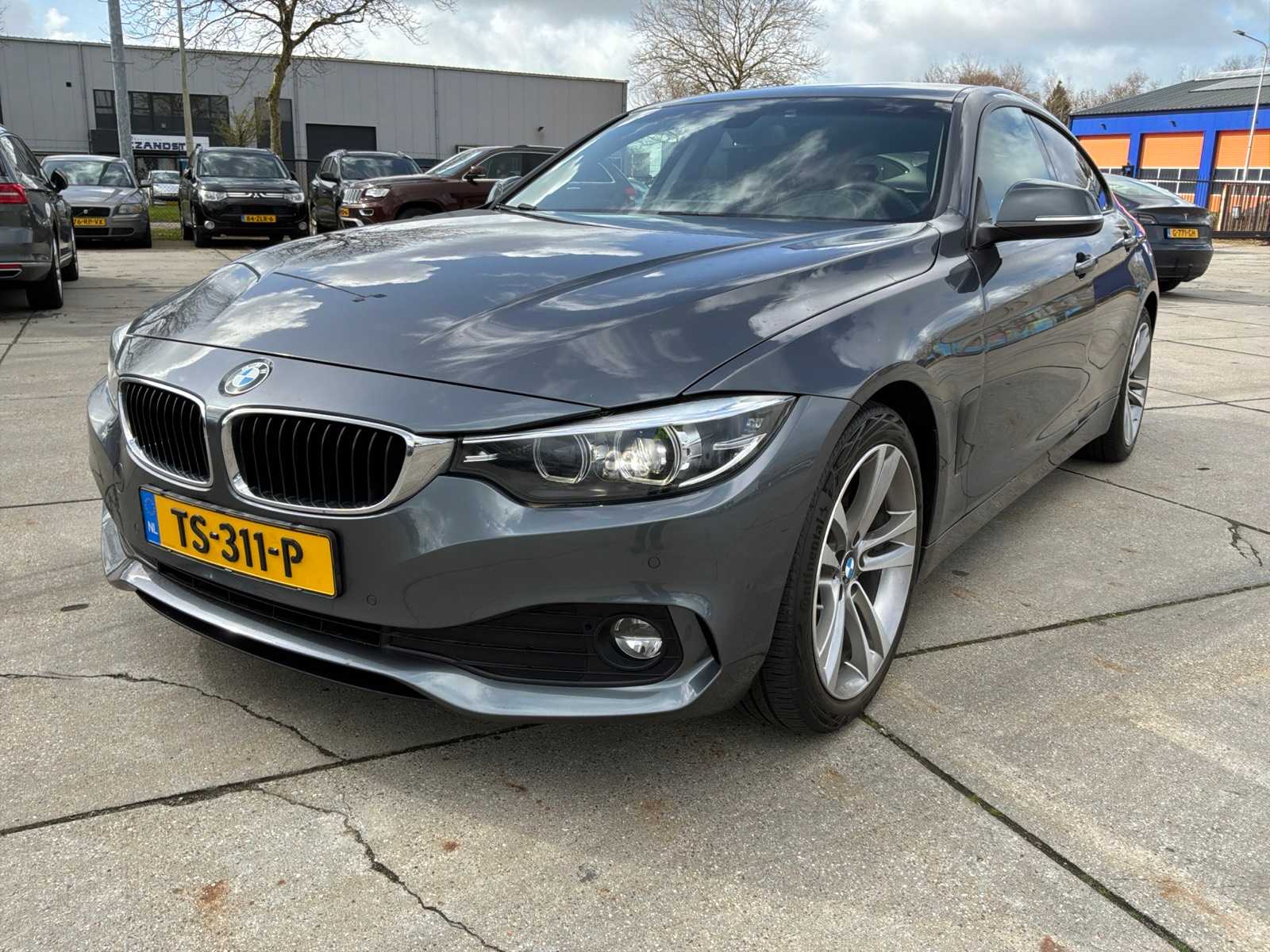 Samochód osobowy BMW serii 4 Gran Coupé