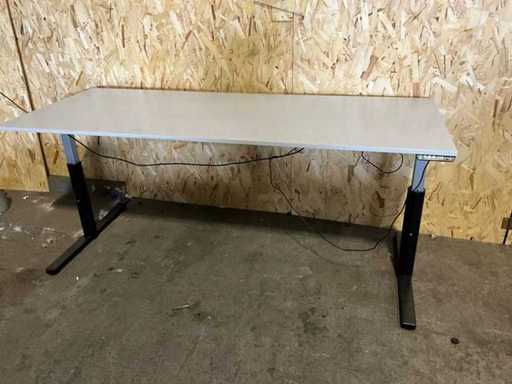 Biurko Gispen regulowane elektrycznie, 200x80cm