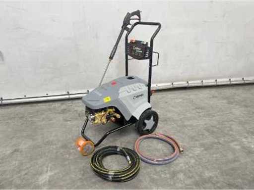 Warehouse inventory, machines, cleaning machines & internal transport