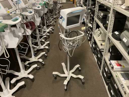 WelchAllyn Vital Signs 6000 series Patient Monitor